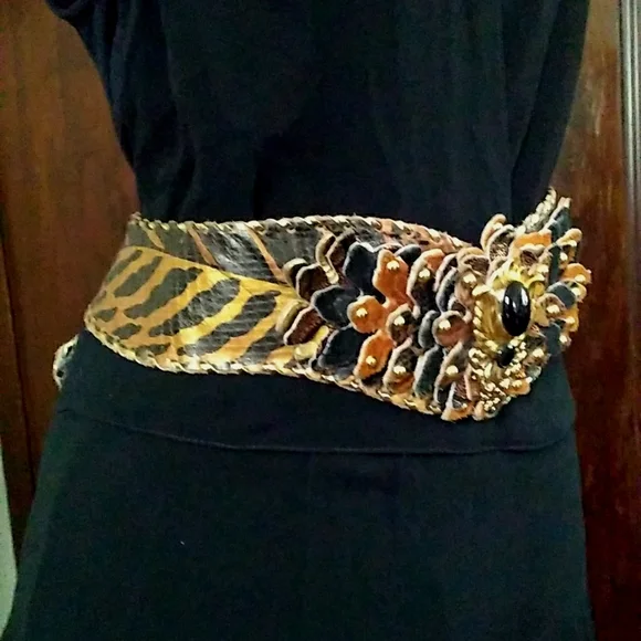 c '90s It's a Jungle Hand-Made Embellished Leather Belt VINTAGE - Picture 4 of 16